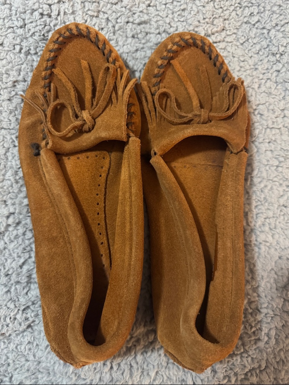 Minnetonka Women's Suede Fringe Tassel Moccasins - Brown